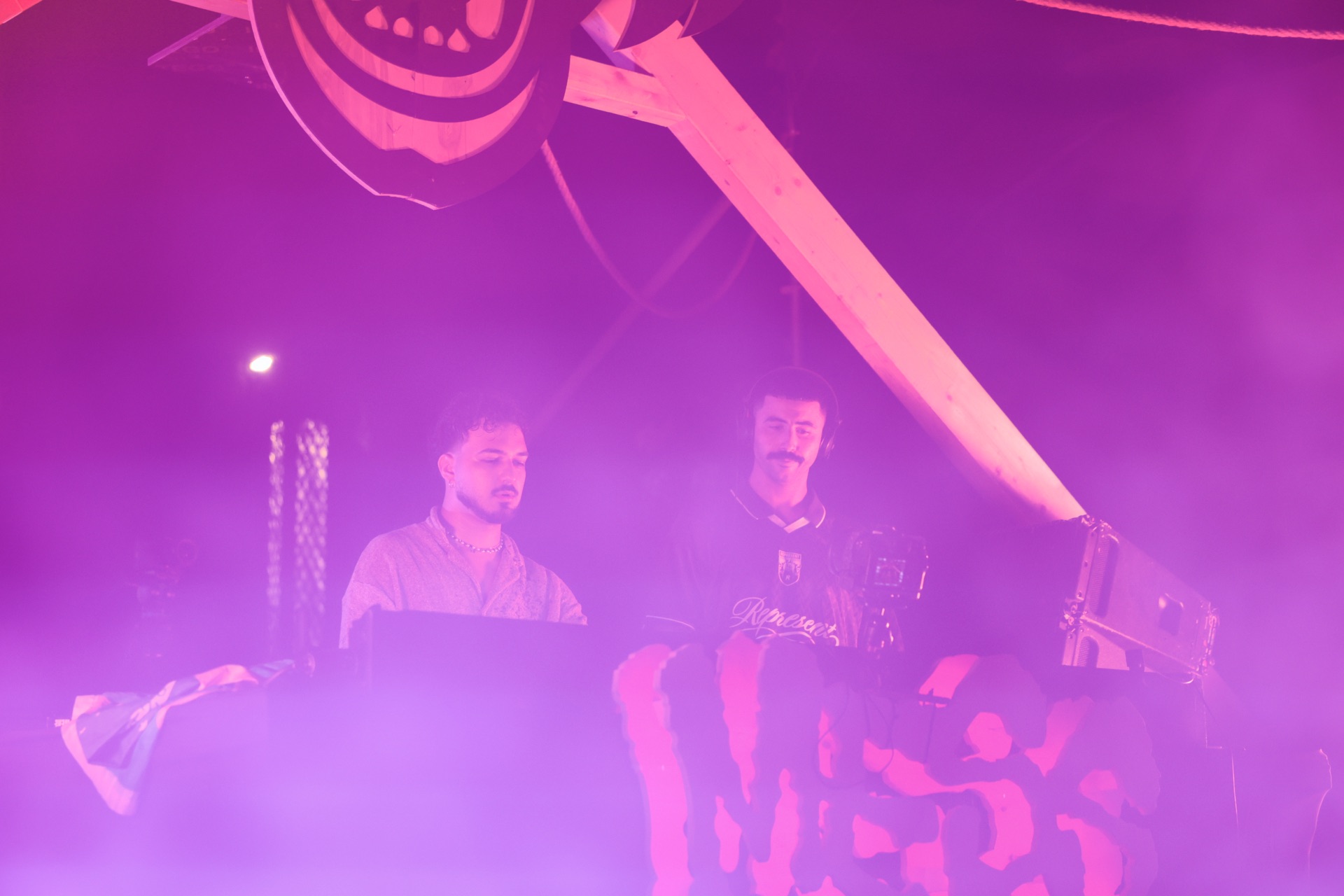 MESS JUNGLE TRIP — 15