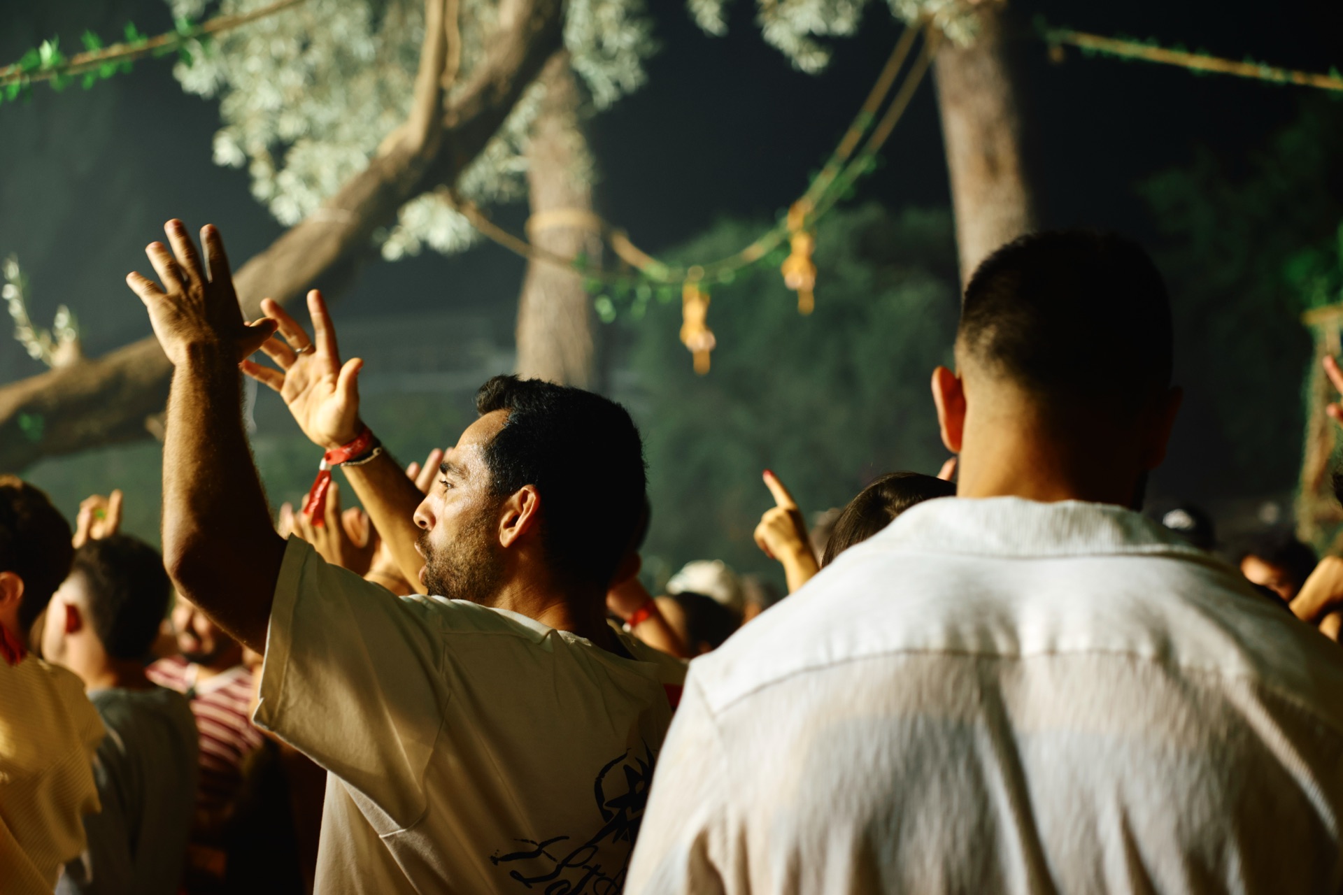 MESS JUNGLE TRIP — 44