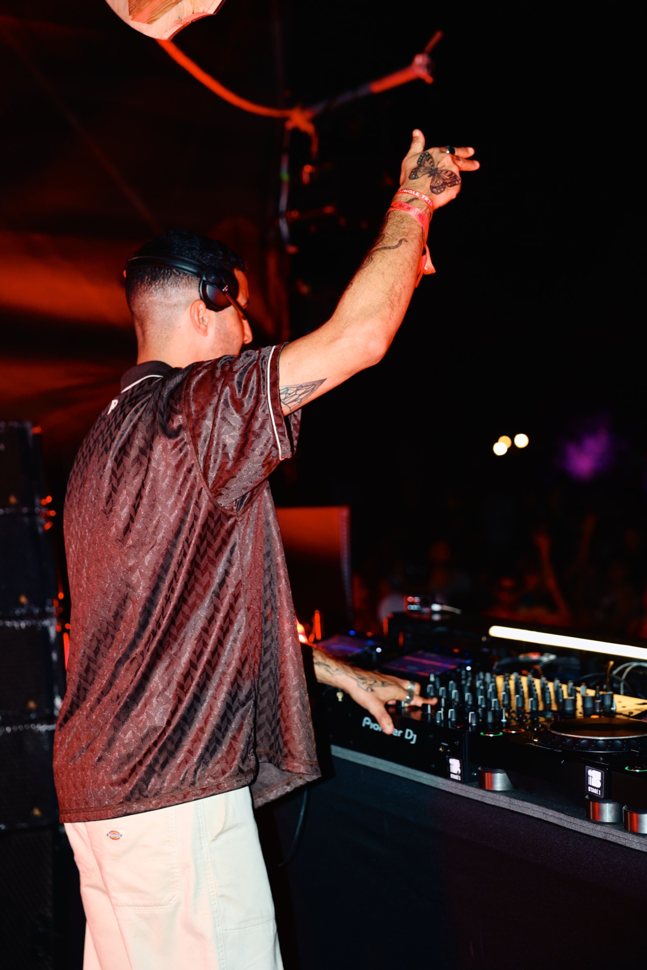 MESS JUNGLE TRIP — 87