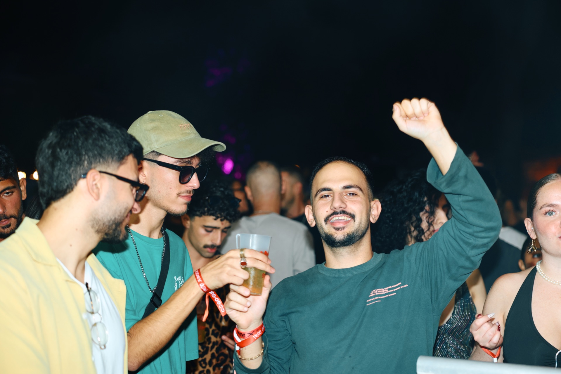 MESS JUNGLE TRIP — 106