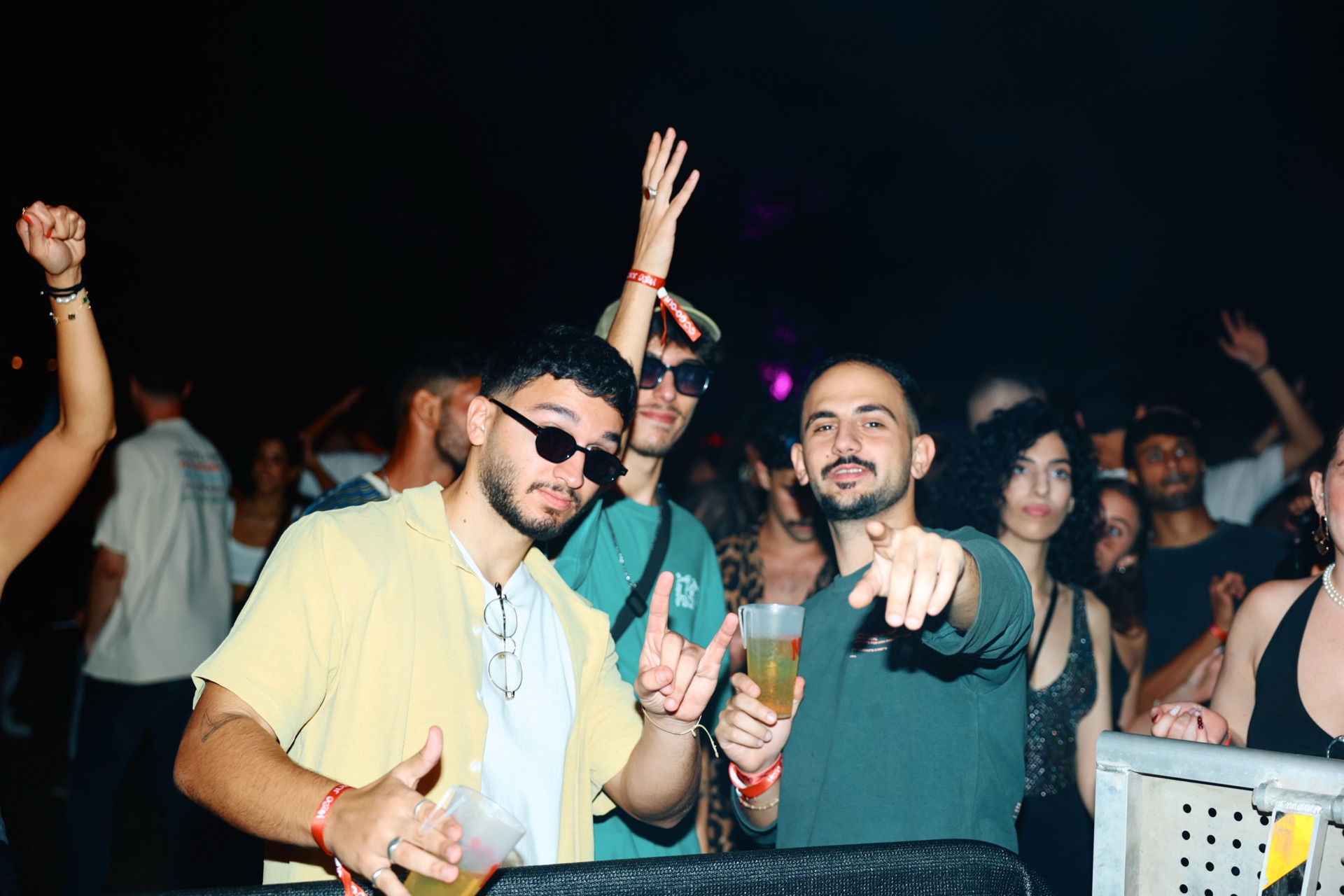 MESS JUNGLE TRIP — 107