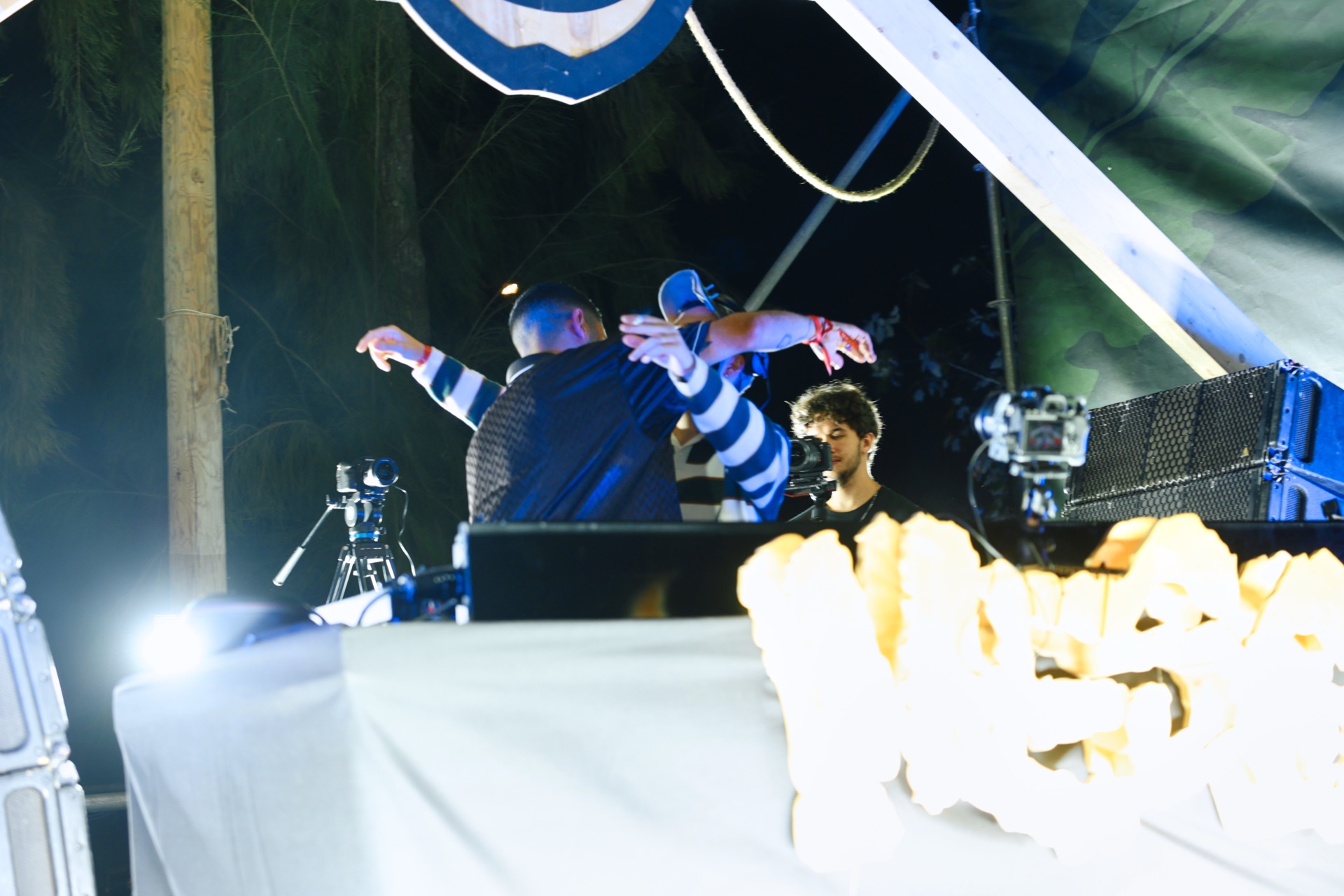 MESS JUNGLE TRIP — 147