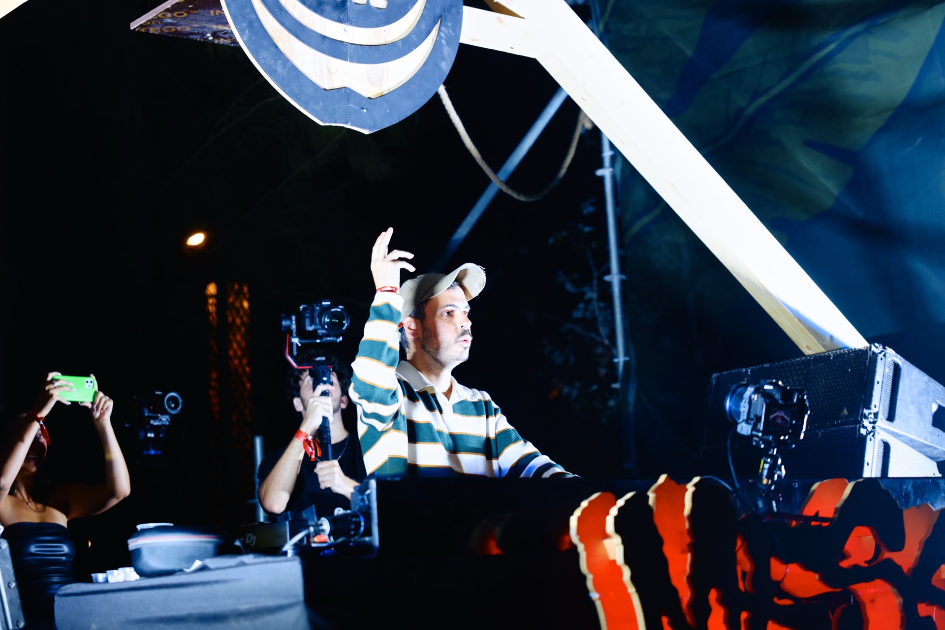 MESS JUNGLE TRIP — 160