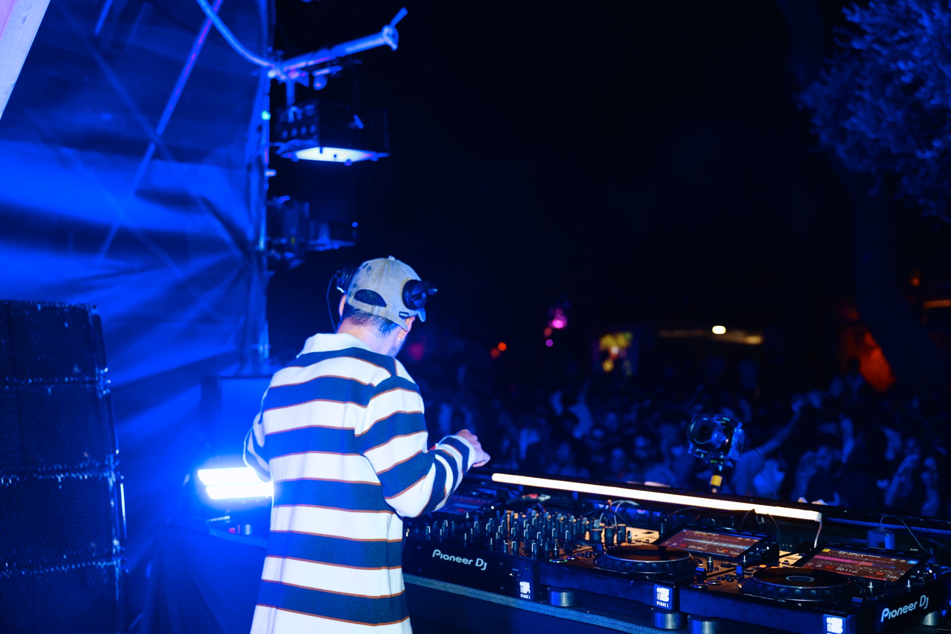 MESS JUNGLE TRIP — 165