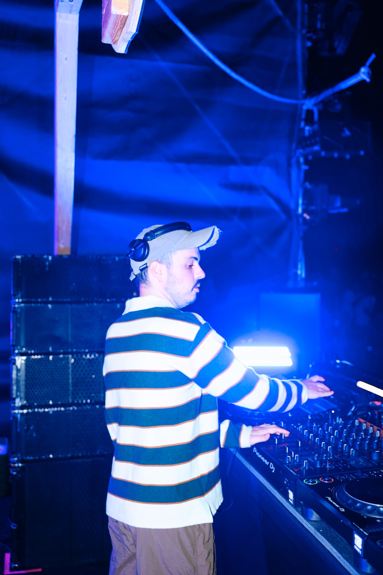 MESS JUNGLE TRIP — 169