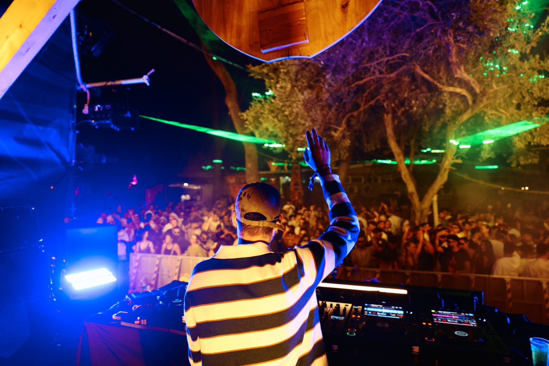 MESS JUNGLE TRIP — 181