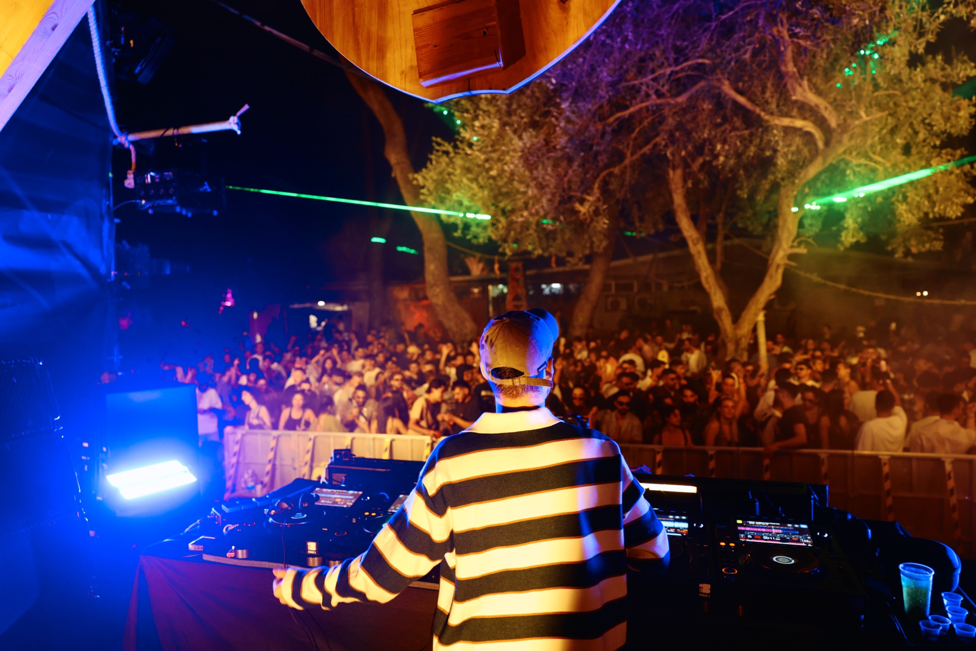 MESS JUNGLE TRIP — 183