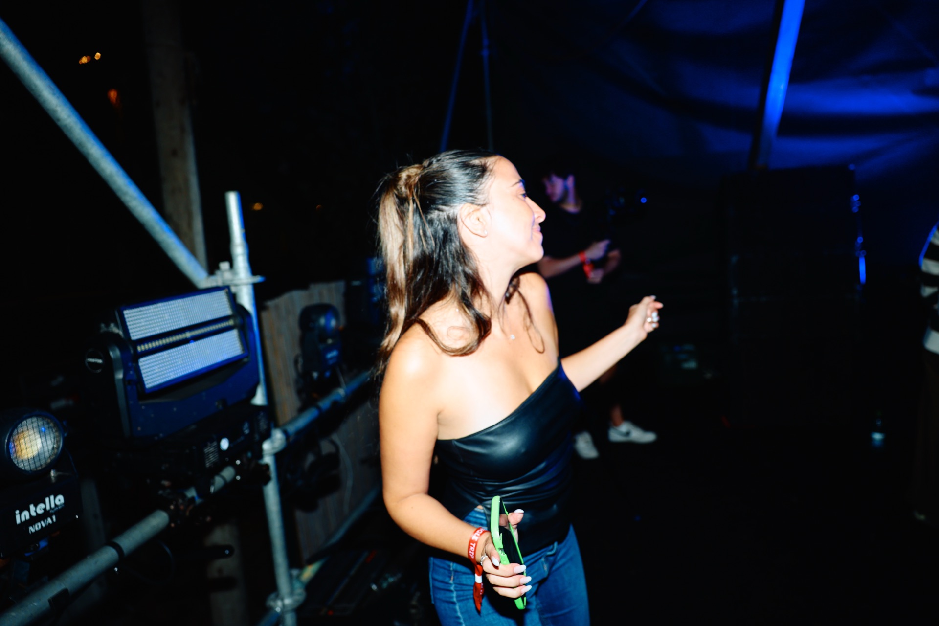 MESS JUNGLE TRIP — 185