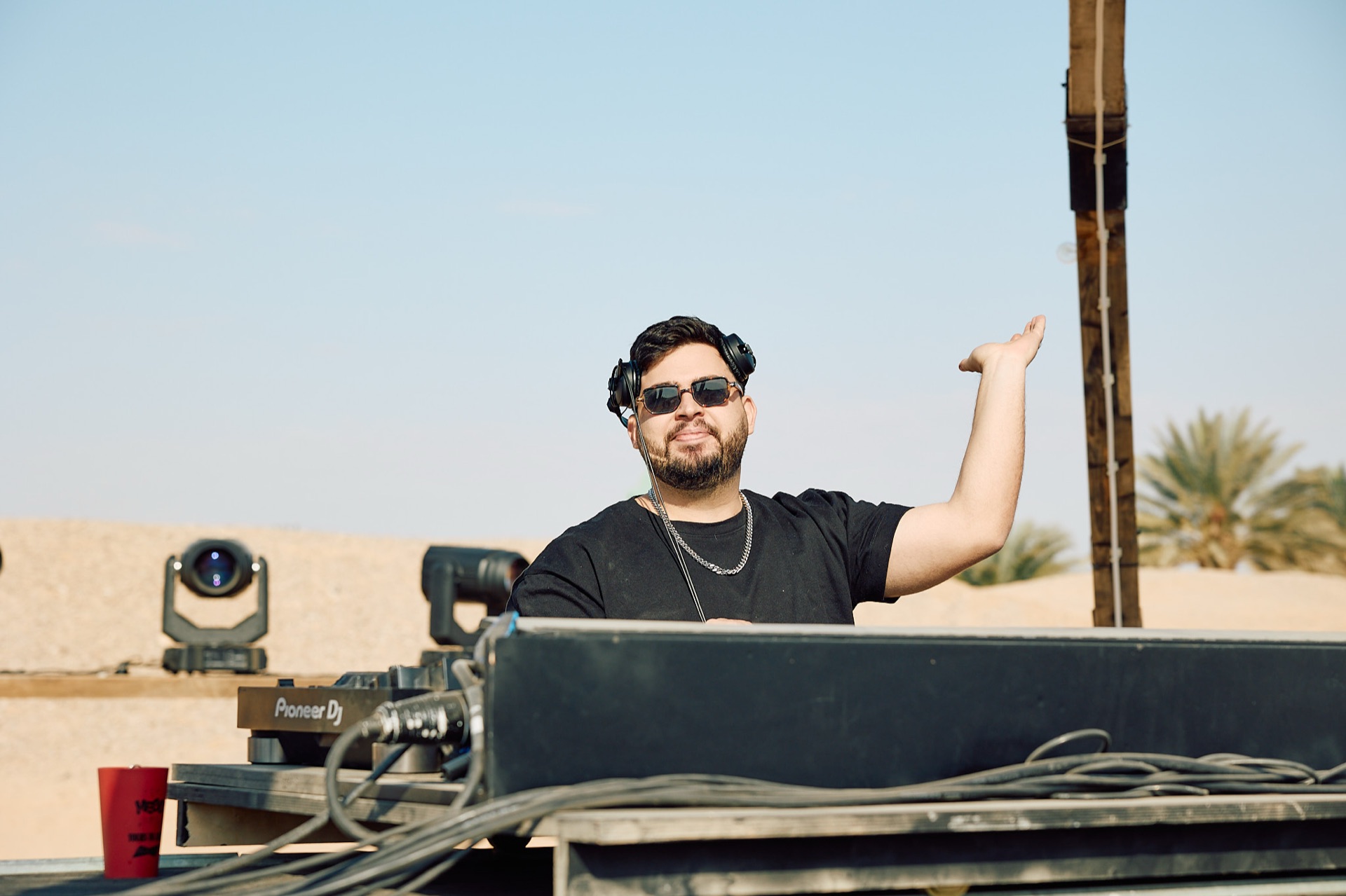 MESS PLANET — 1004