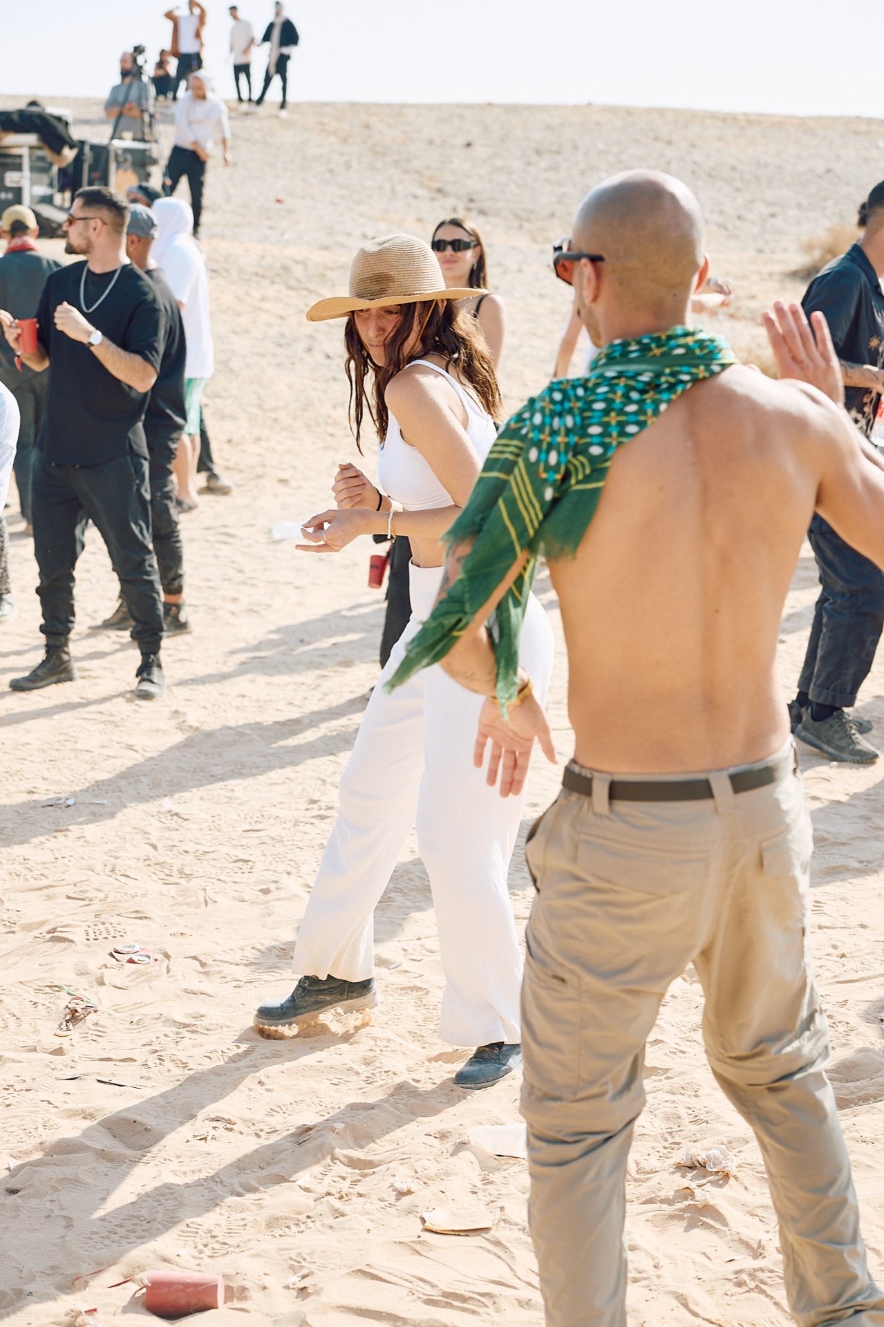 MESS PLANET — 1025