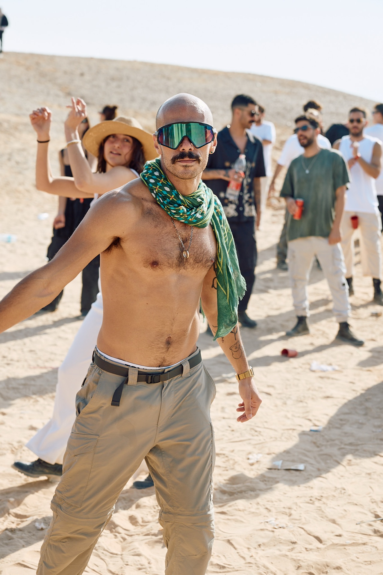 MESS PLANET — 1027