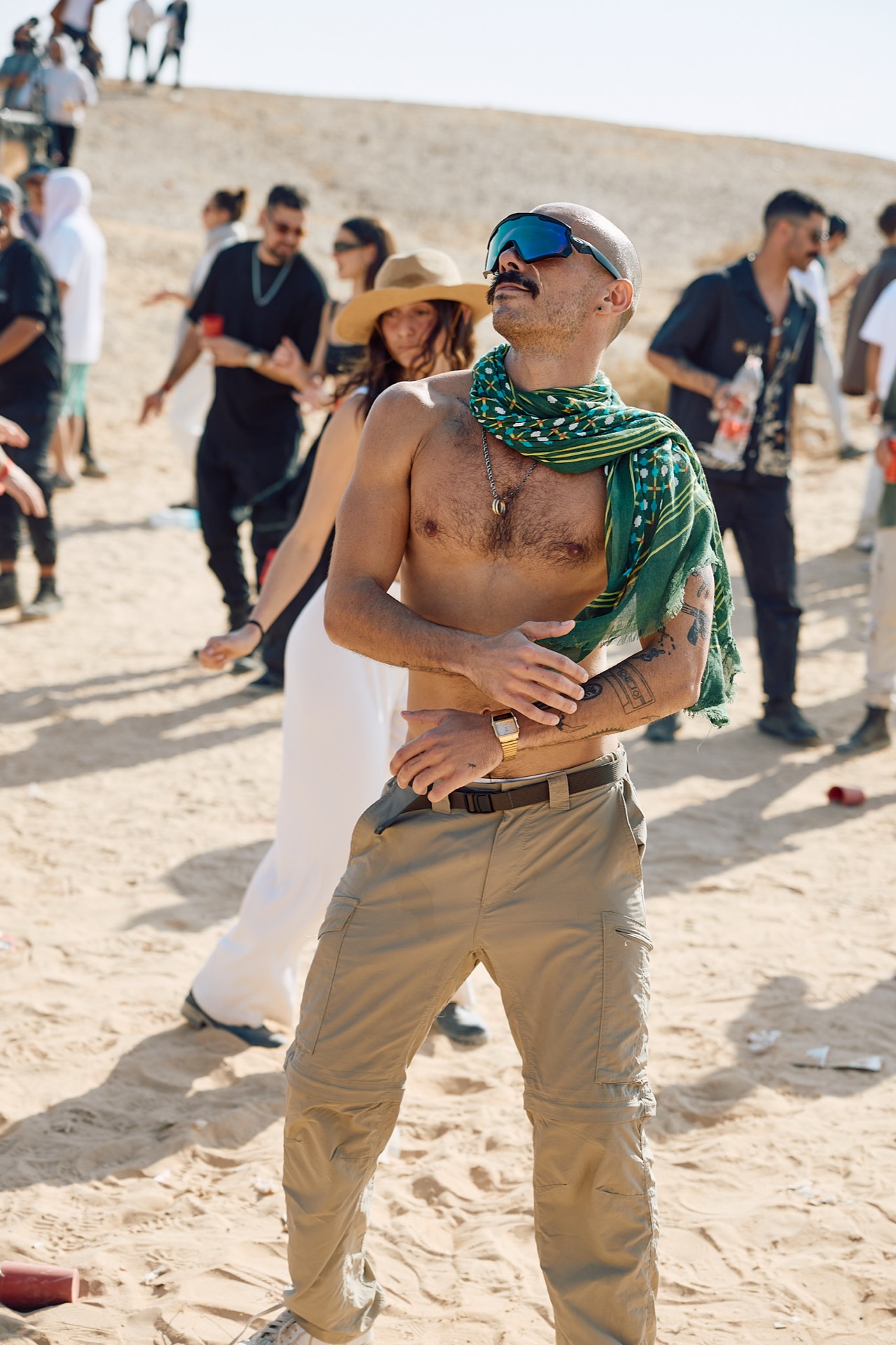 MESS PLANET — 1032